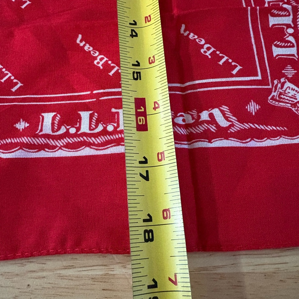 Vintage Like New L.L. Bean Red Bandana - Picture 3 of 3